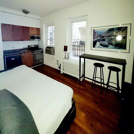 Upper East Side 2 Bedrooms Gem New York Exterior photo